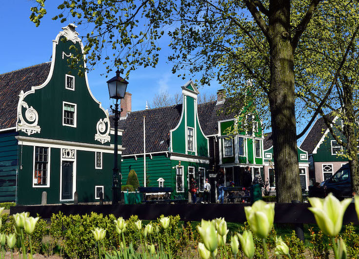 the-dutch-travel-advisor-private-tours-guide-holland-custom-made-tour-zaanse-schans-houses
